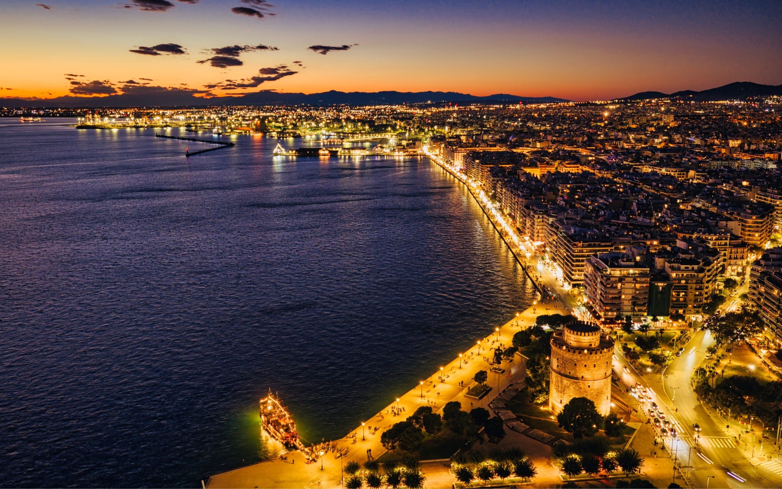 Cadılar Bayramı Özel Selanik ve Kavala Masalı - 2026 Dönemi - 2