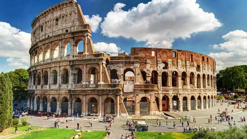 İTALYA |   AJet: Bergamo – Roma |   7 Gece