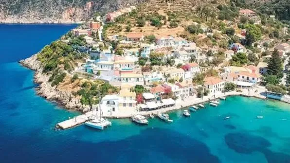 Otobüslü Büyük İtalya & Como Gölü ve Yunanistan Masalı (Ekstra Turlar ve Çevre Gezileri Dahil) İzmir Hareketli - 2027 Dönemi