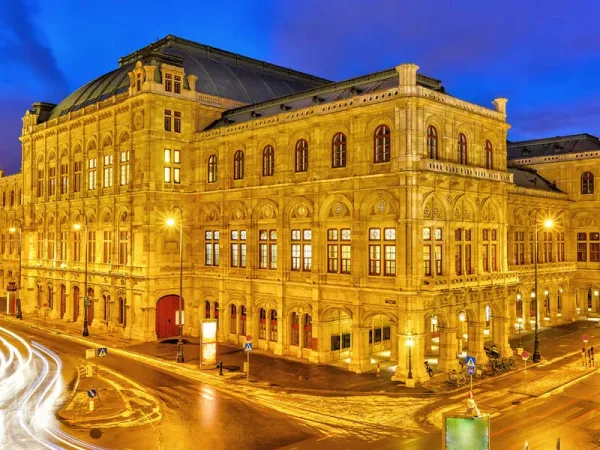 Otobüslü Orta Avrupa ve Hallstatt Masalı (Tüm Çevre Gezileri ve Ekstra Turlar Dahil) Eskişehir - Ankara Hareketli - 2027 Dönemi